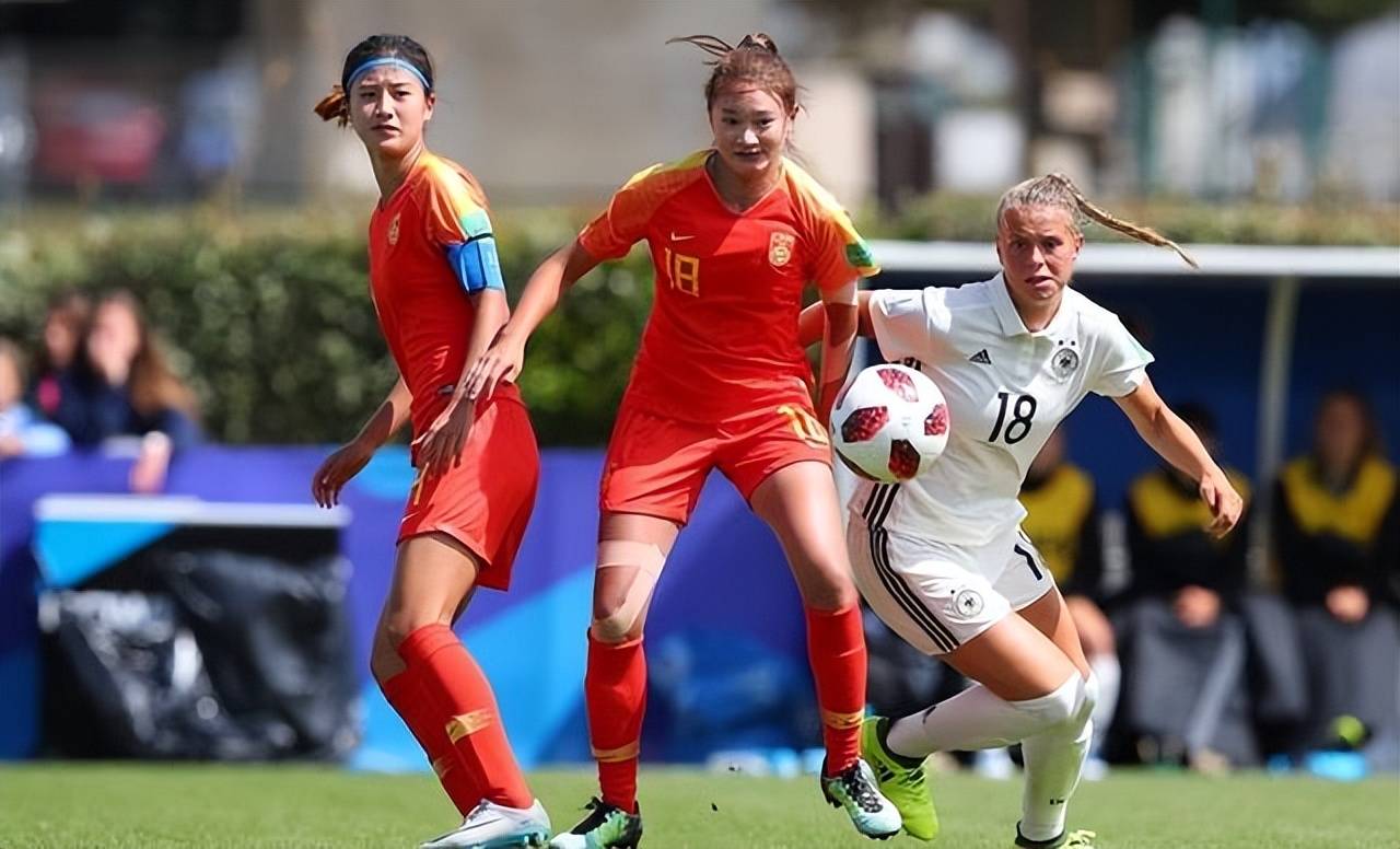 女足巨星发挥稳定,精准射门率先破门取得领先的简单介绍 女足巨星发挥稳定,精准射门率先破门取得领先的简单介绍