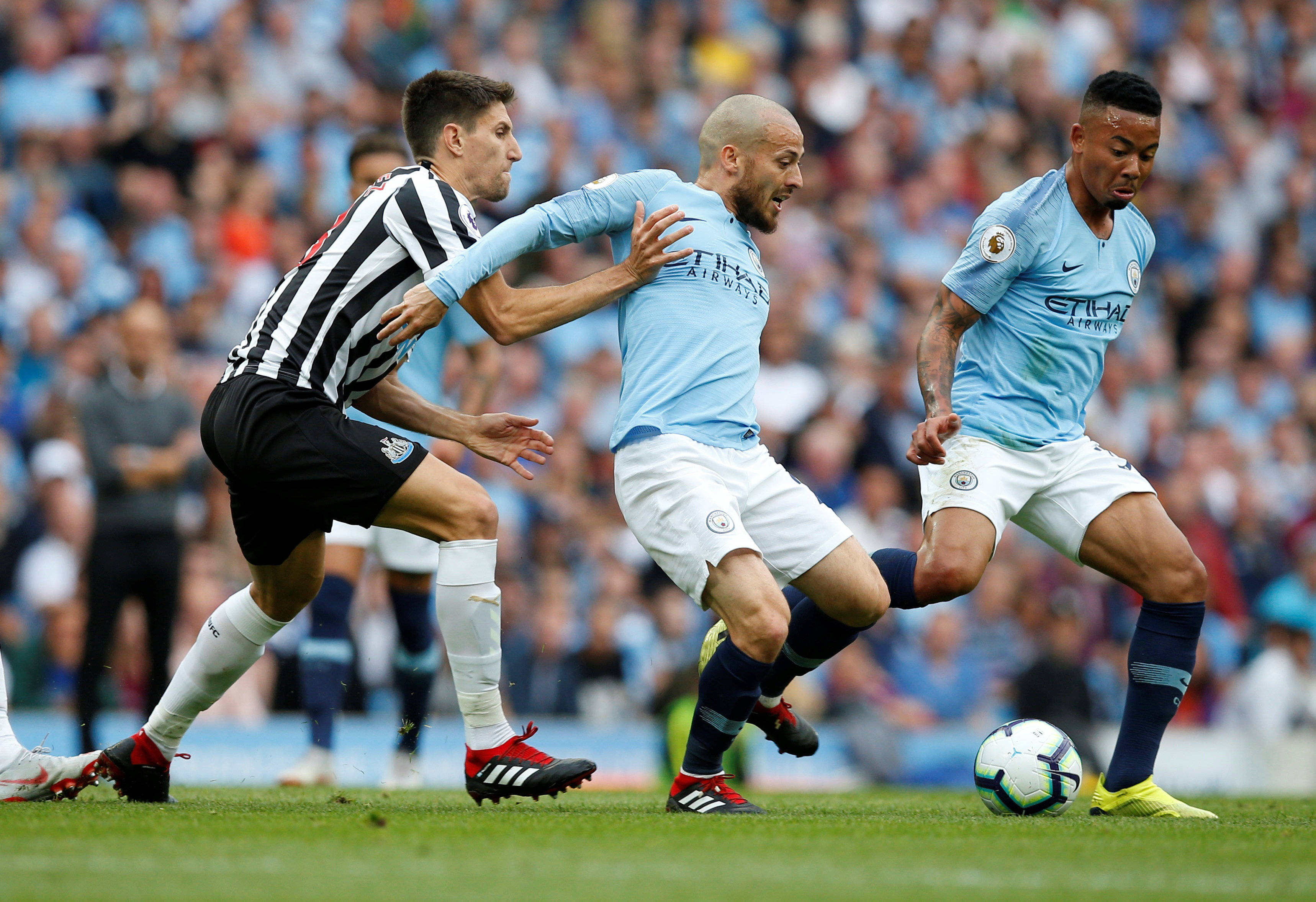 关于沃特福德客场逆袭，豪取关键三分的信息