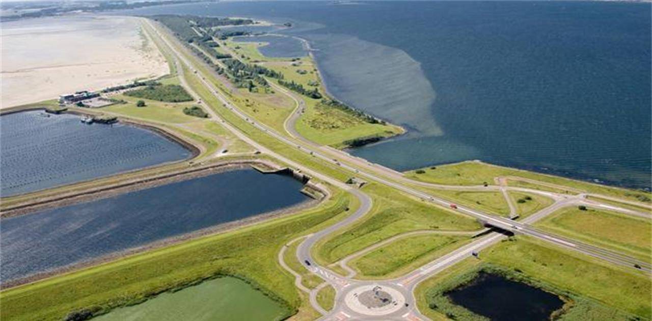 包含荷兰客场击败蒙古，领先优势扩大的词条