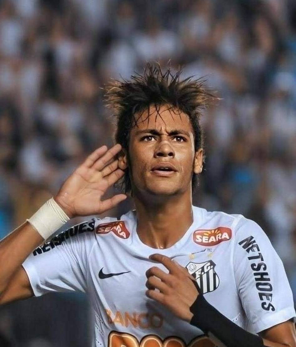 开云体育入口-关于足球巨星马内破门，帮助球队晋级半决赛的信息