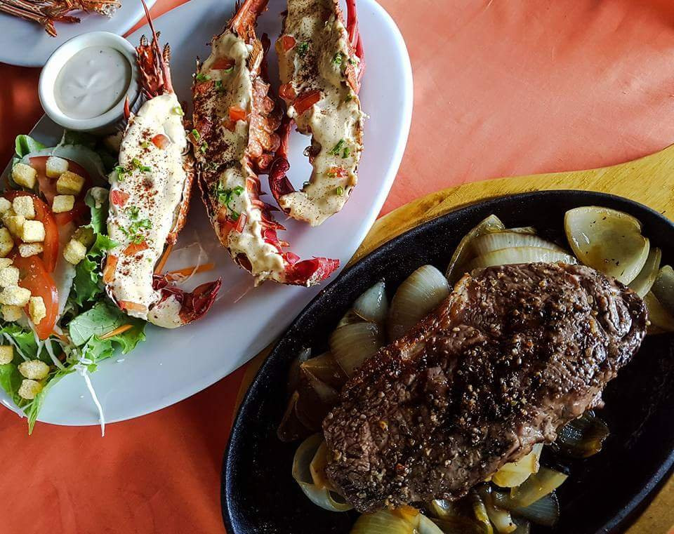 开云体育直播-萨摩亚女足杯：阿皮亚队顽强作战的简单介绍