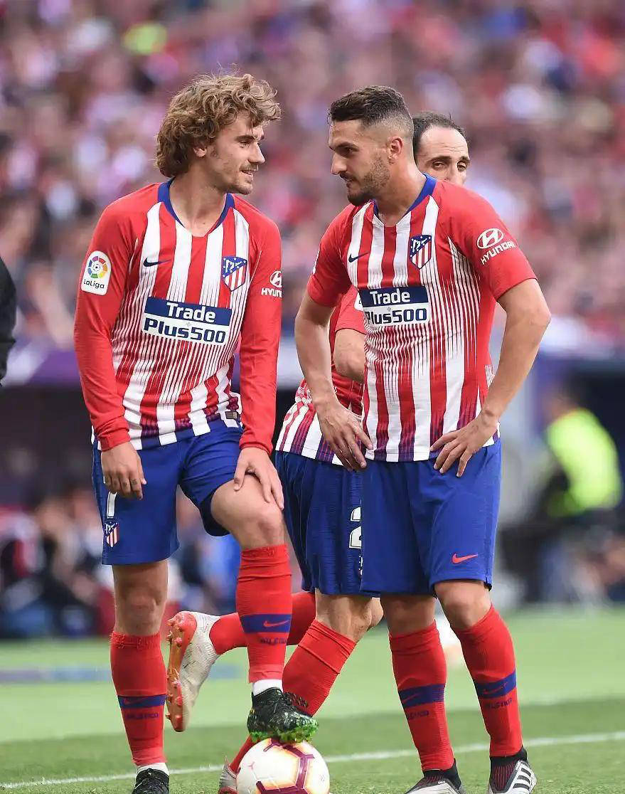 开云体育地址-奥萨苏纳主场不敌，陷入低迷