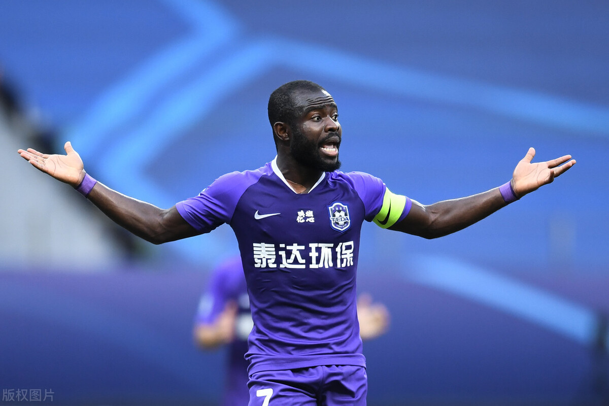 天津泰达客场战平保定容大，暂时保持不败的简单介绍