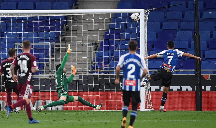 开云体育-包含西班牙人客场告捷，积分瞬间攀升的词条